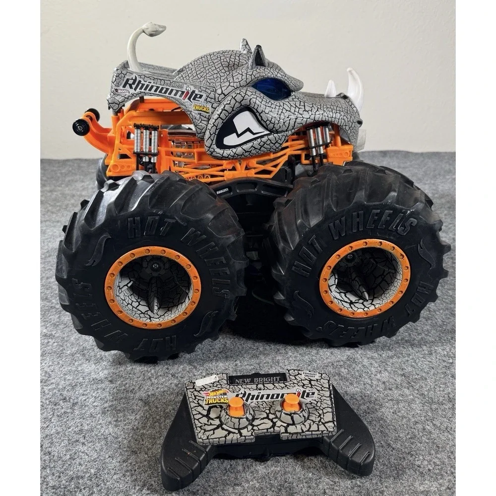 Hot Wheels RhinoMite RC Monster Truck New Bright Remote Control Tested w/ Nitro